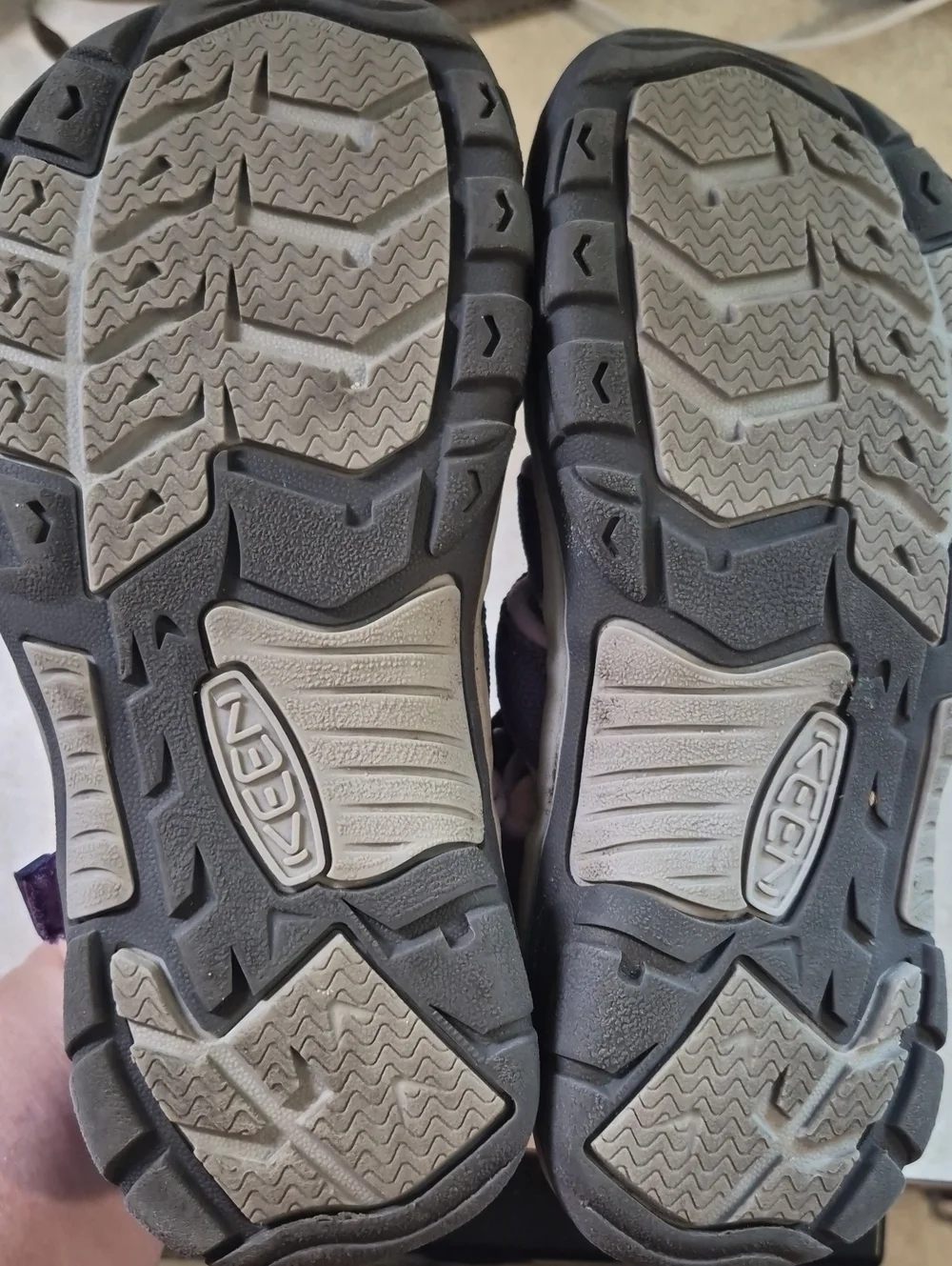 Like New• Keen Watershoes